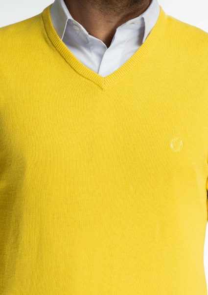 پلیور مردانه جوتی جینز مدل یقه هفت کد 122184 رنگ زرد